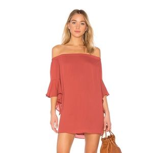 Sexy off shoulder mini dress with bohemian sleeves.